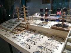 -Trend1881视光·蔡司视觉(领展广场店)