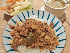 -红猪卤肉饭(大西洋美食城店)