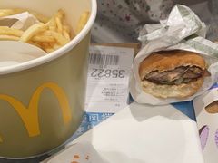 -麦当劳(北京大兴机场二层国内到达(安检外)店)