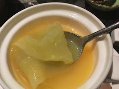 即位鱼翅-半岛翡丽海鲜自助餐厅(观风亭店)