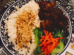 -蜗牛小馆醉乡民谣云南菜(惠新西里店)