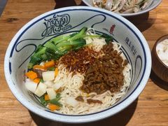 -陇上秦轩西安biangbiang面(EFC欧美金融商业城店)