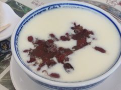 -周大娘牛乳(旧寨古村总店)