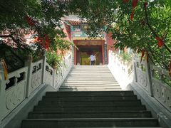 -鸡鸣山旅游风景区
