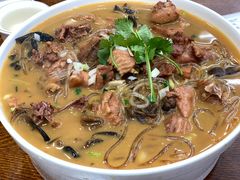 小鸡炖蘑菇-李老哈·东北菜(宋园路店)