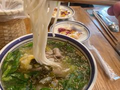 -云阿蛮云南生烫牛肉米线(奉贤路店)