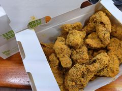 -BHC炸鸡(明洞总店)