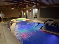 -碧中海汤泉汗蒸酒店