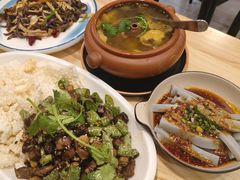-小厨子私房菜·云南美食店