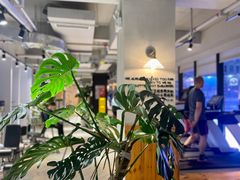 -F+轻食健身赋能空间(中华北路国贸商场店)
