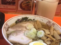 -拉面莊夢語＆中华料理八椿