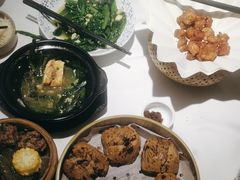 -围龙屋客家食府(福田店)