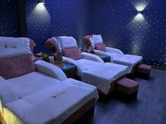 -秘地·影院式足浴SPA(凤三旗舰店)