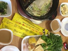 -袁记串串香(泉水轻轨站店)