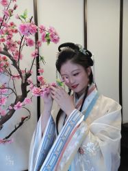 -盘子女人坊生日照·摄影馆(浦东店)