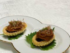 蜂巢荔茸火鸭酥-东海朗廷酒店-唐阁T’ANG COURT 中餐厅