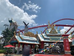 -七彩云南欢乐世界