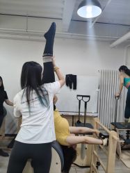 -亚太瑜伽普拉提学院