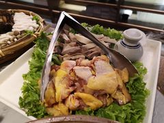 -尚尚仙·酸汤猪手·猪肚鸡火锅(华联万柳购物中心店)