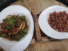 -三里屯土灶炖公鸡地锅鸡(江东店)