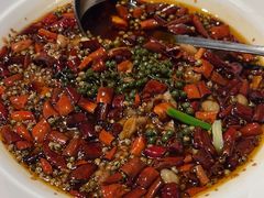 -八府香鸭·啫啫煲(华山路店)