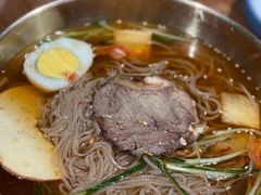 -明洞阿姨·韩式酱蟹烤肉·创意料理(三元桥店)