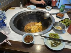 -地锅公社·现炒地锅鸡·地锅鱼·夜宵(罗锦路店)