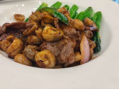 菜心炒草菇牛肉-六婶西关小厨(光塔路店)