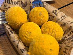 -BHC炸鸡(明洞总店)