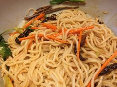 -云海肴·汽锅鸡·云南代表菜(天山百盛优客店)