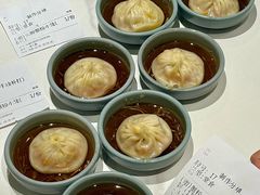 -馋三尺蟹粉小笼(人民广场店)