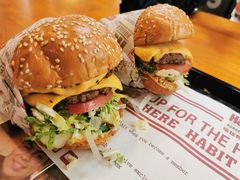-The Habit Burger Grill 哈比特汉堡(复兴soho店)