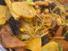 -红渡小香·牛肉麻辣香锅(车站南路店)