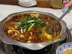 -乡土特色.冷锅鱼.牦牛肉汤锅