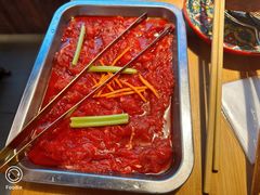 -洱火云南酸菜牛肉火锅(石景山当代商城店)
