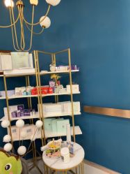 -More摩尔医美の注射线雕光电中心