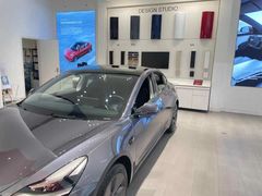 -TESLA 特斯拉(广州天环广场体验店)