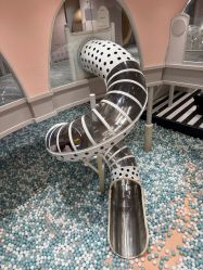 -奈尔宝·儿童乐园·亲子餐厅(鄞州万达店)