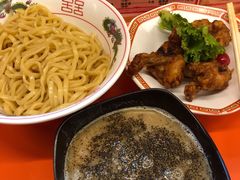 沾面-拉面莊夢語＆中华料理八椿