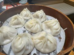 -馋三尺蟹粉小笼(人民广场店)