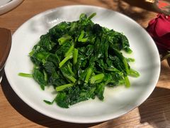 清炒豌豆尖-一坐一忘云南菜(三里屯店)