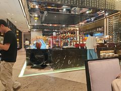 -广州万富希尔顿酒店·感趣自助餐厅·金秋蟹宴生蚝海鲜刺身烧烤