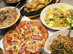 -卢家妈妈·西餐厨房(卜蜂中心店)