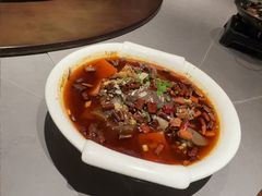 -东口码头·烧鸽子·鱼头泡饼·地方菜(金鹰悦城店)