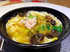 酸菜肉丝米线-乡村基(南岸区弹子石泽科餐厅)