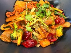 -醉人椒麻辣香锅(王府井喜悦店)