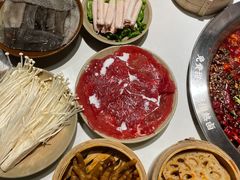 -卤校长重庆火锅(国兴店)