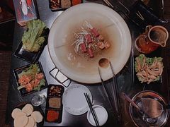 -冰冰龙虾·江湖菜·花园江景餐厅