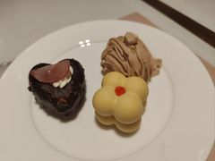 -晶丽香榭自助餐(南京大饭店)