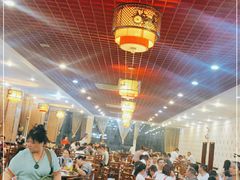 大堂-九尺赵老四鲜鹅肠火锅